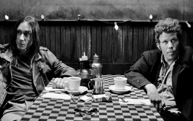 Today's #SoundTRAX comes from the #JimJarmusch film 'Coffee and Cigarettes' which not only features @tomwaits and @IggyPop, but #TheWhiteStripes too. What do you think Iggy and Tom are talking about here?  #IggyPop #TomWaits #TheStooges #Soundtracks

 🎧 tinyurl.com/SoundTRAXStoog…