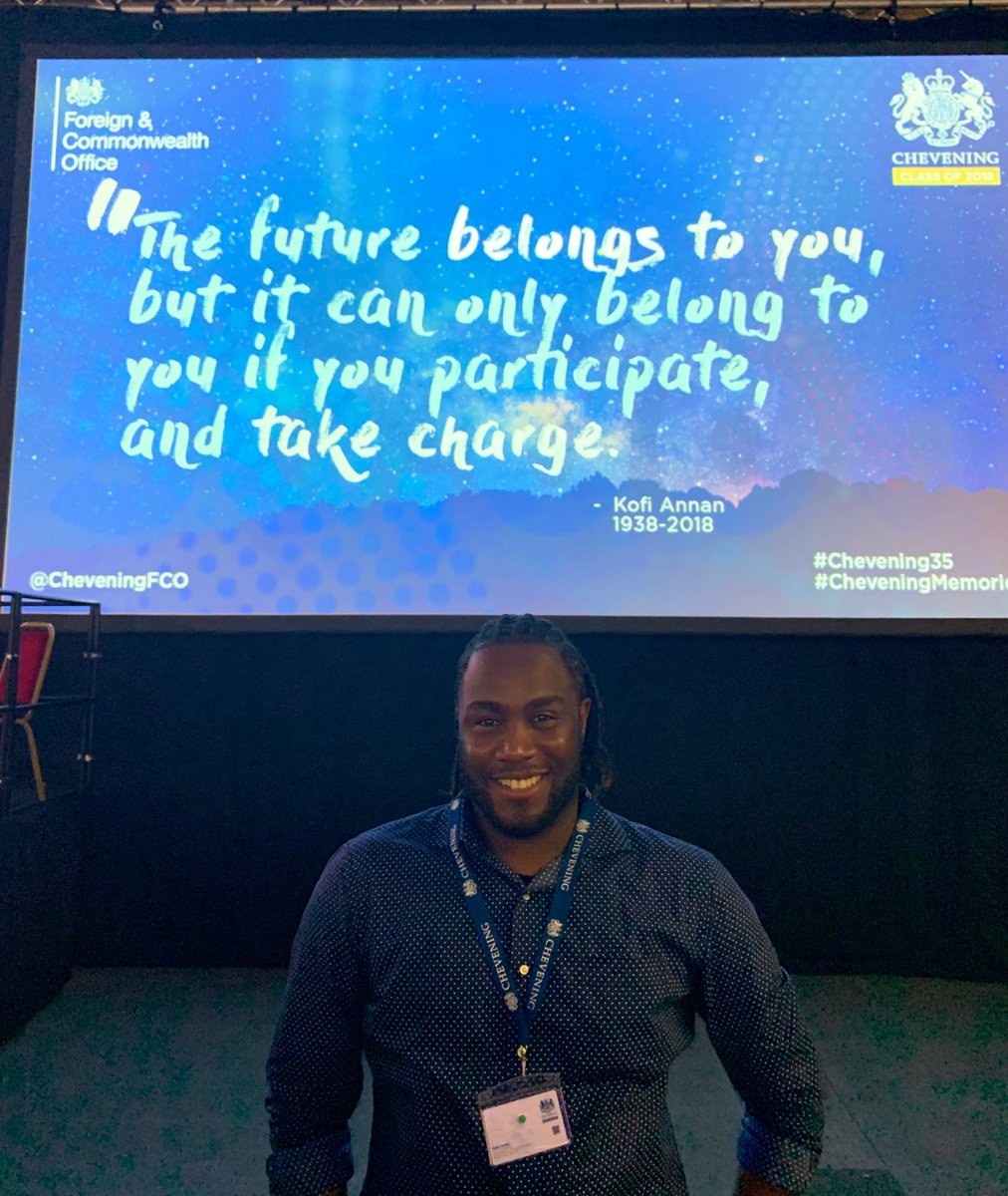 With graduation on the horizon, who better to offer advice to our scholars than our very own #Chevening Alumni! Class of 2018 Chevener Hakim Creque recommends taking the time to build connections...'You may enter as strangers, [but] you leave as family’💙 chevening.org/celebrating-40…