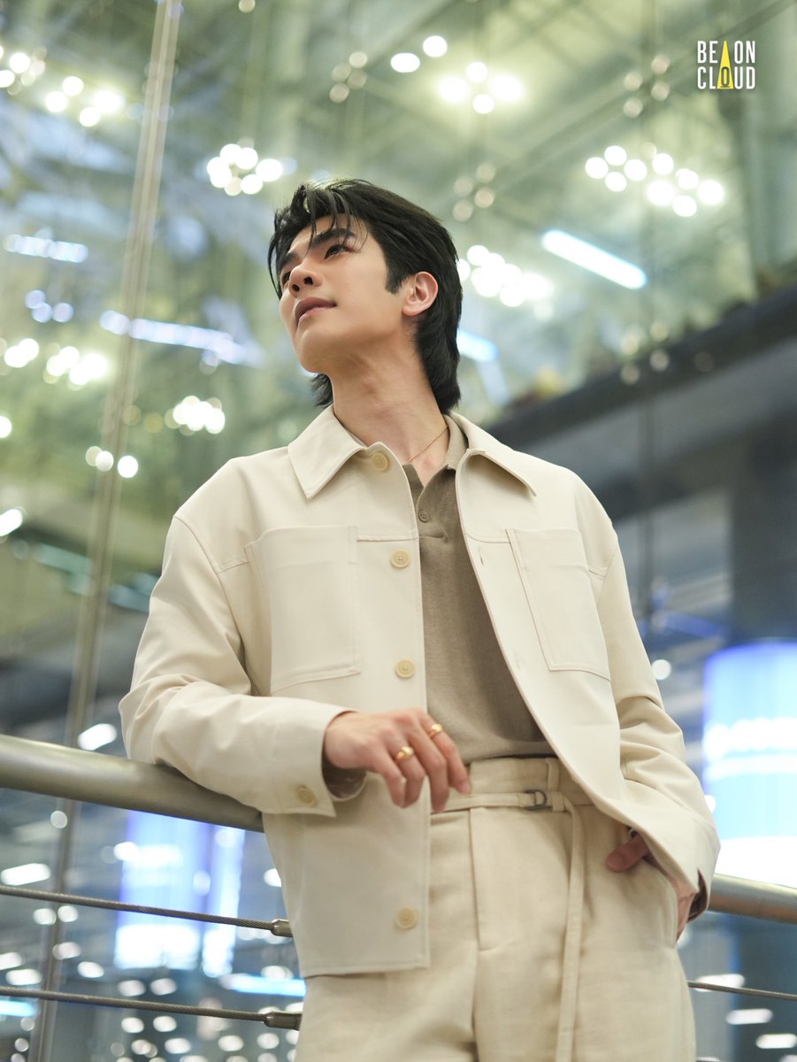 มาย-ภาคภูมิ Friend of The House for Bulgari Thailand ของเราวันนี้หล่อละมุน  📸✨

#MileFlyWithBulgari