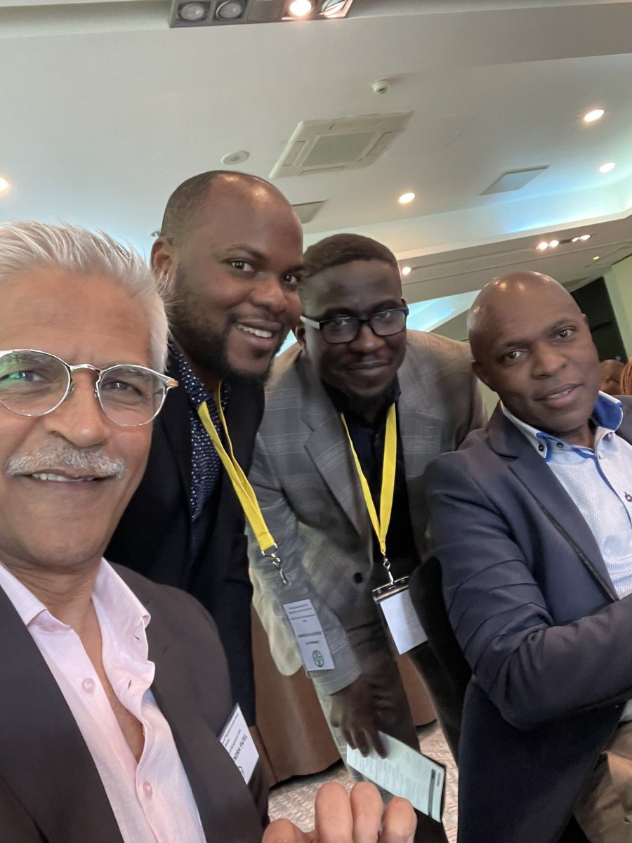 Supporting #BlackInclusionWeek: forging genuine relationships; building trust with NIGERIAN DRS GB.
Improving career progression &amp; engaging in clinical research —KEYNOTE—received standing ovation!

Only pharmacist!
Only non-black!
Working together &amp; across boundaries? This is it!
