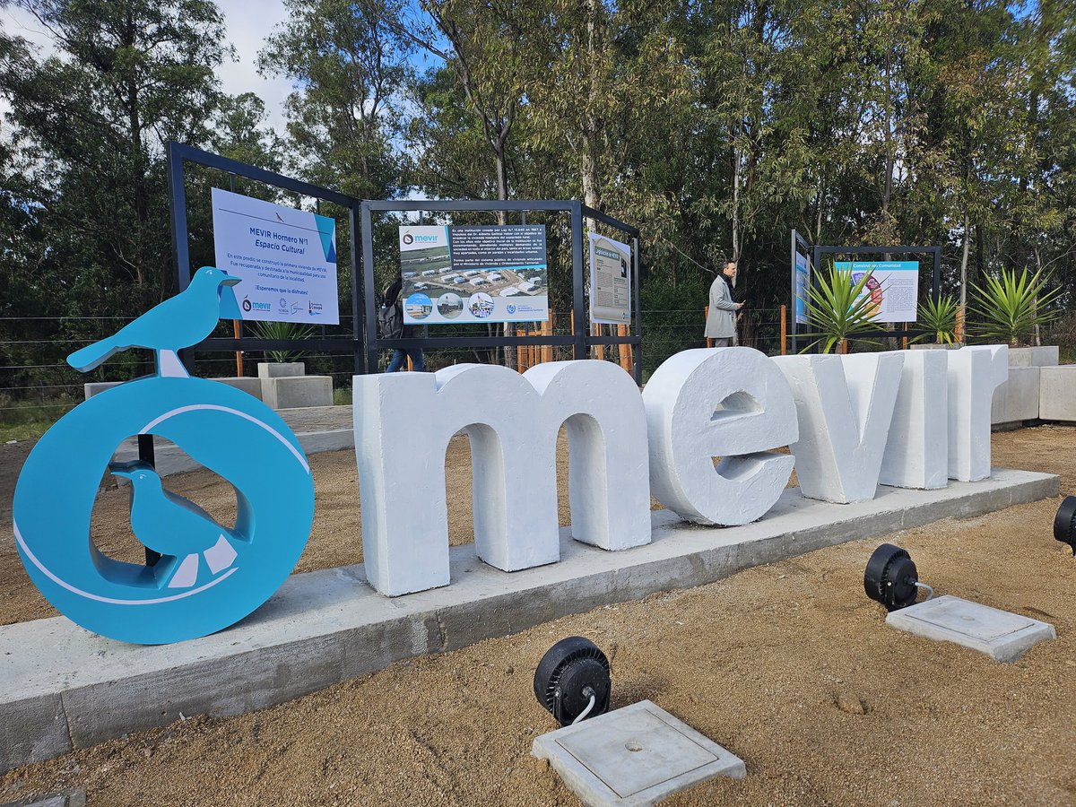 juanpab_delgado's tweet photo. 𝗠𝗘𝗩𝗜𝗥 | 57años
Se restauró la vivienda N°1 de la historia de @MevirOficial, ubicada en Casupá - Florida, donde hoy inauguramos junto a la @FloridaIDF el espacio cultural que será memoria de la Institución!

Recuperando parte de la historia de la vivienda rural en Uruguay🇺🇾 https://t.co/jJK4S900aU