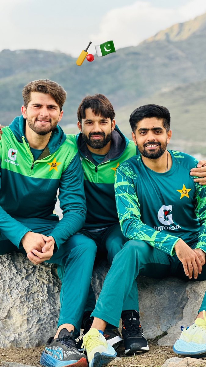 These three are the Pillar of Pakistan Cricket Team 🇵🇰💚
We are United, we are family ❤️

#PAKvIRE #PAKvsIRE #IREvPAK