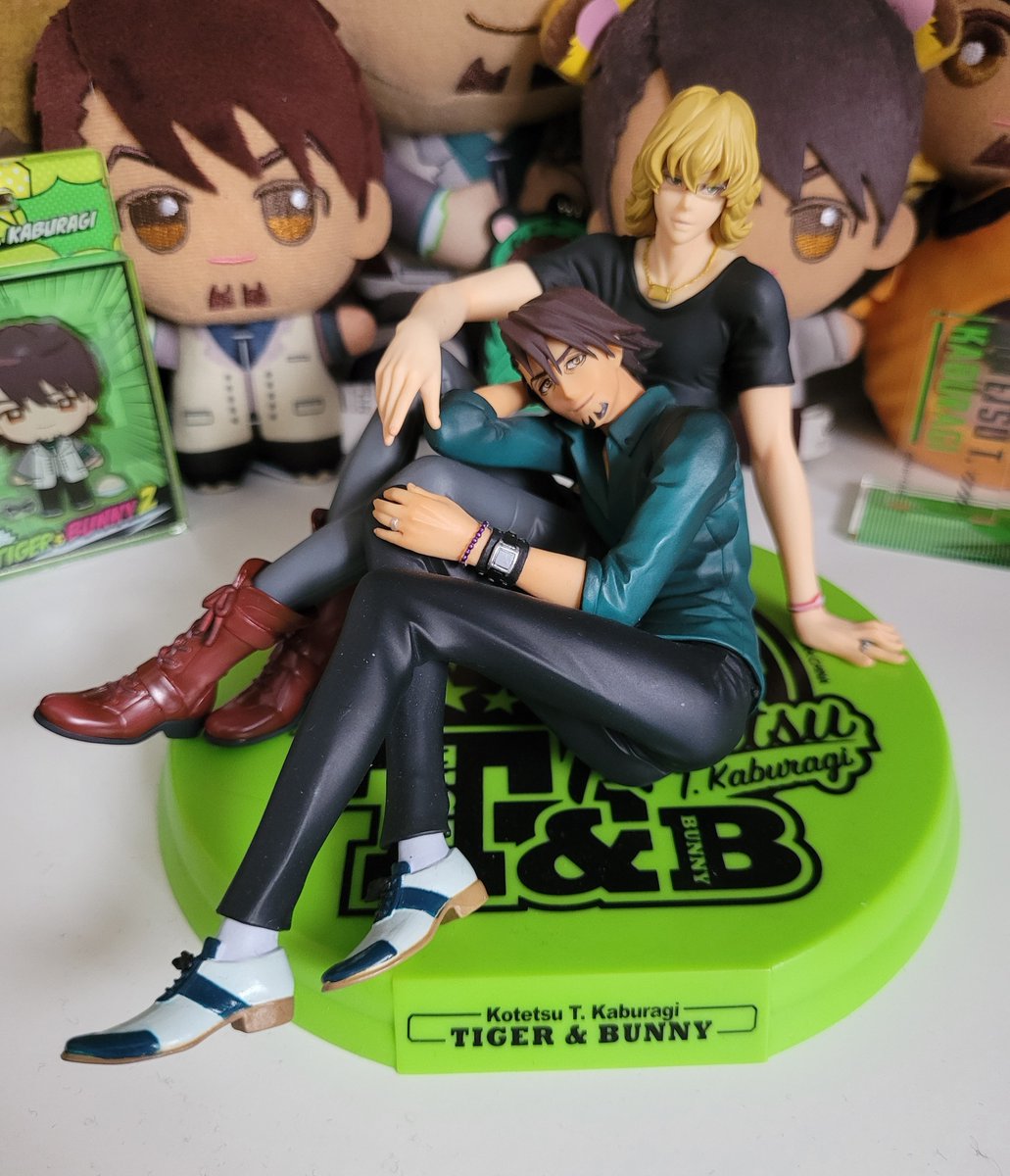 LAZY0ULIE's tweet image. positioned as god intended