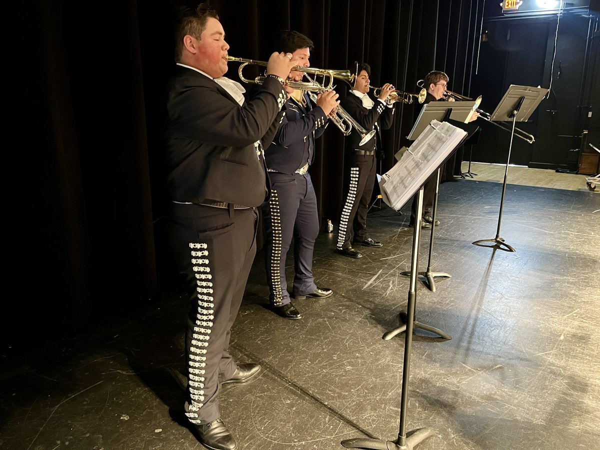 On Tuesday, May 7 the Mariachi Ensemble performed a concert for an enthusiastic crowd. Directed by Serafin Paredes, we can’t wait to see more from this ensemble!
#mariachi #music #concert