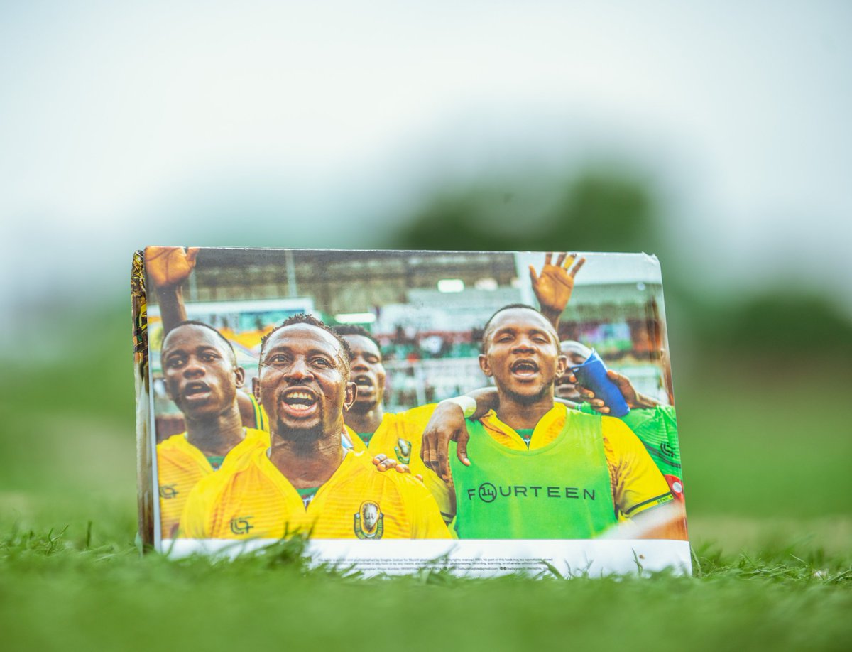A BEACON OF HOPE PHOTOBOOK📸⚽️📖 Own a piece of Nigeria Premier Football League history 🤩 PRE-ORDER NOW FOR N21,150 ONLY 10% discount+ A signed copy of the book (NGN23,500, $17) once released) + ONE FREE PRINT PRE-ORDER LINK IN BIO!!!