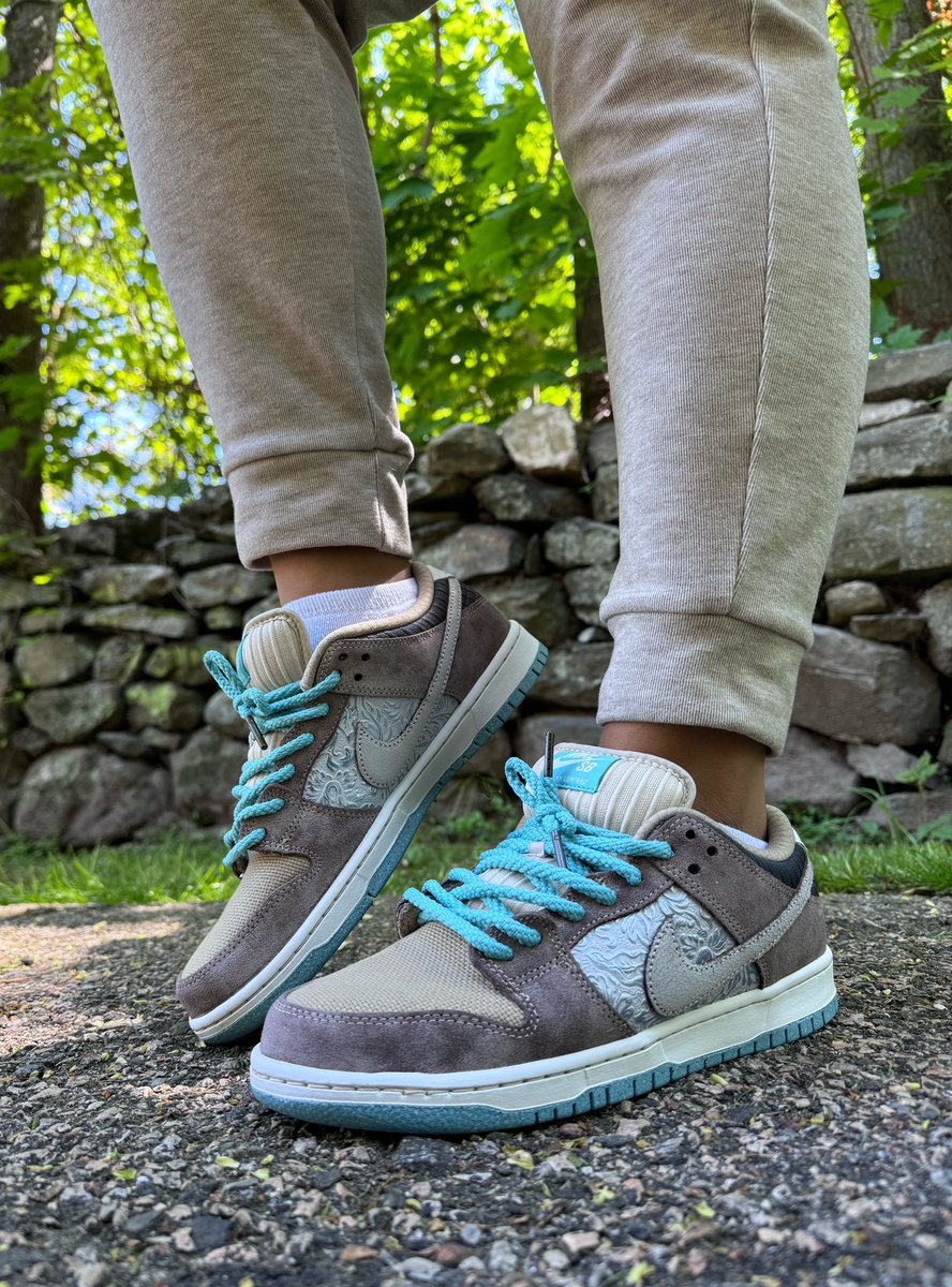 #KOTD #UNDS SB Dunk Low- “Big 💰 Savings”🩵 Money feet 🤑 Love this pair! Hope everyone is having a great Tuesday! Try to stay motivated!💪🏾 Stat safe stay blessed stay YOU!🩵❤️🙏🏾 #mykicks12exclusive #yoursneakersaredope #snkrsliveheatingup