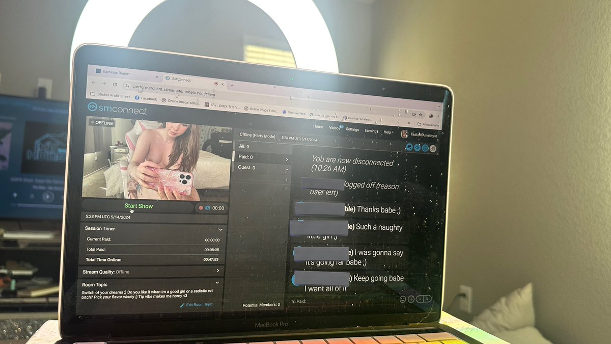 Squirted all over my laptop 😂 Getting back on now come hang out 👇🏻
Tasteofamethyst.cammodels.com