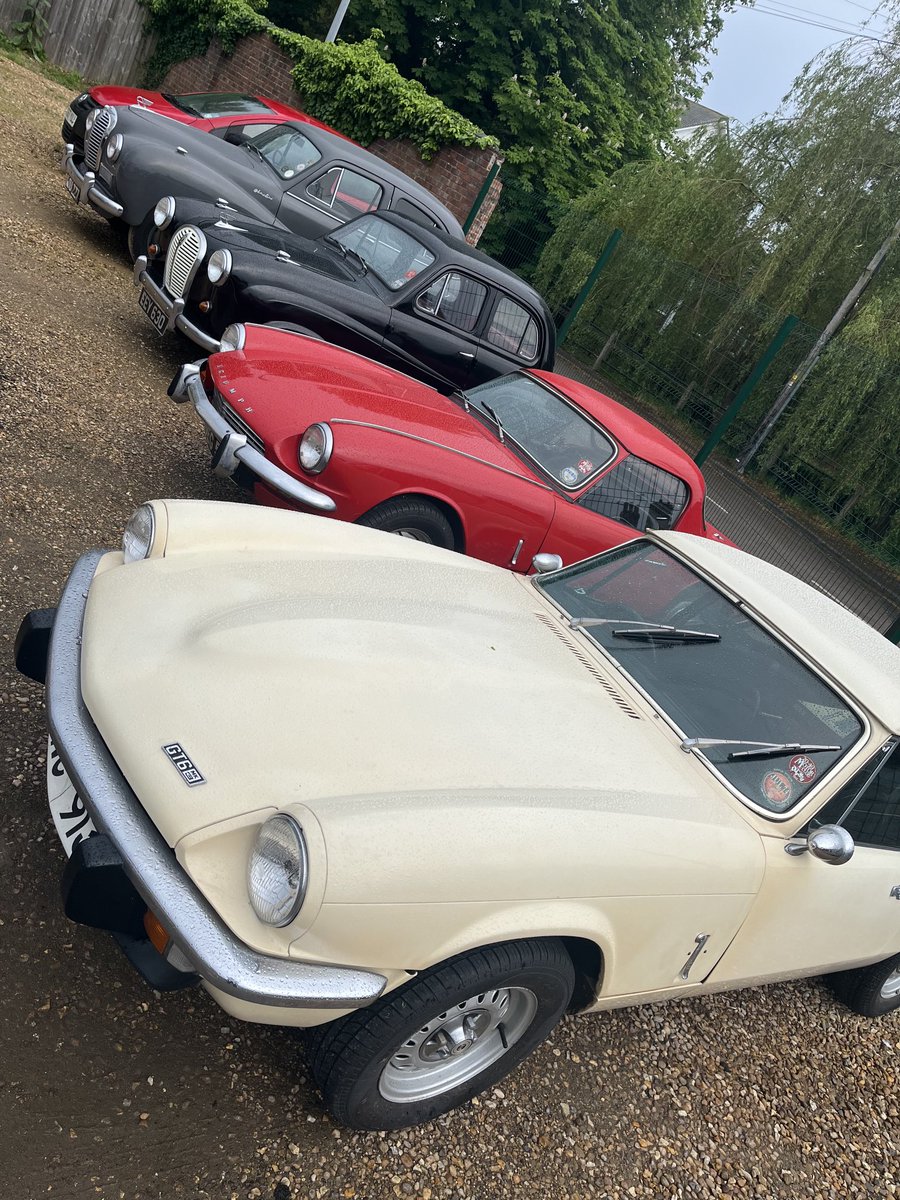 Four runners in the next #classiccar sale ⁦@GoldingYoung⁩