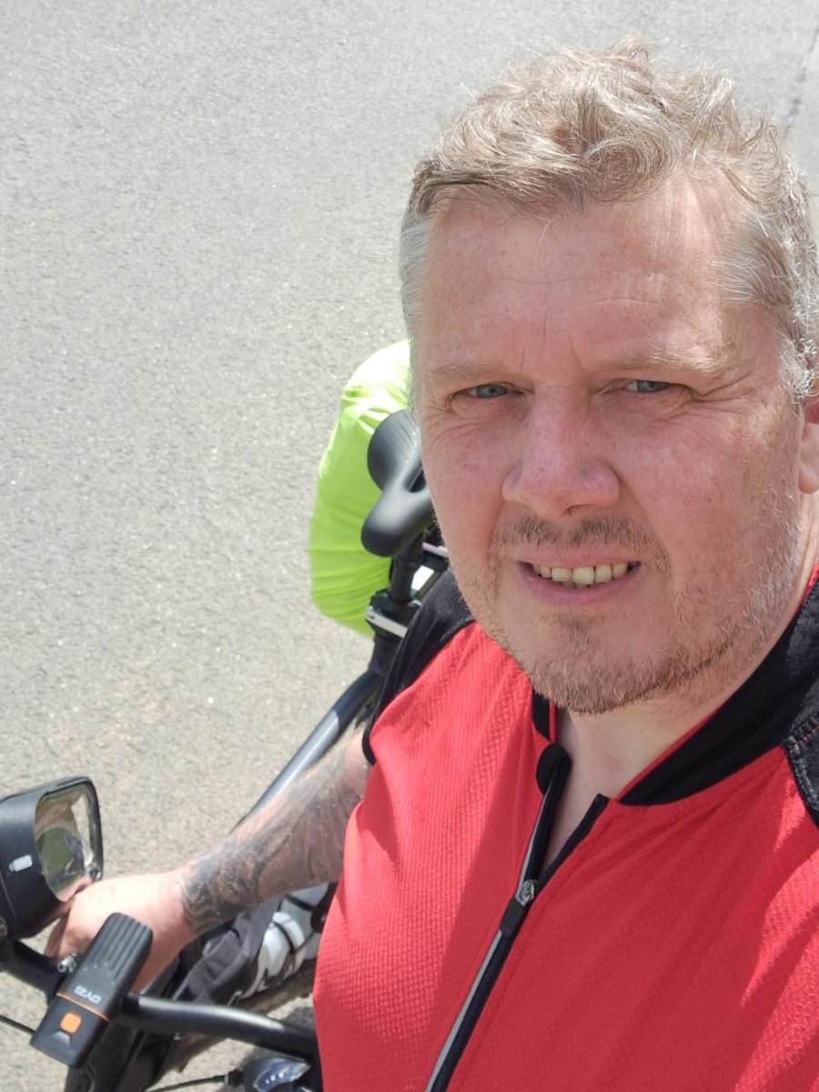 From Leicestershire to Lausanne 🚴 🚴 Congratulations to Matt from @SWMFireControl, who recently cycled over 700 miles from Ashby-de-la-Zouch to Switzerland, raising money for @firefighters999. To contribute to the fundraiser, click here: wmfs.link/4dl2Fhy