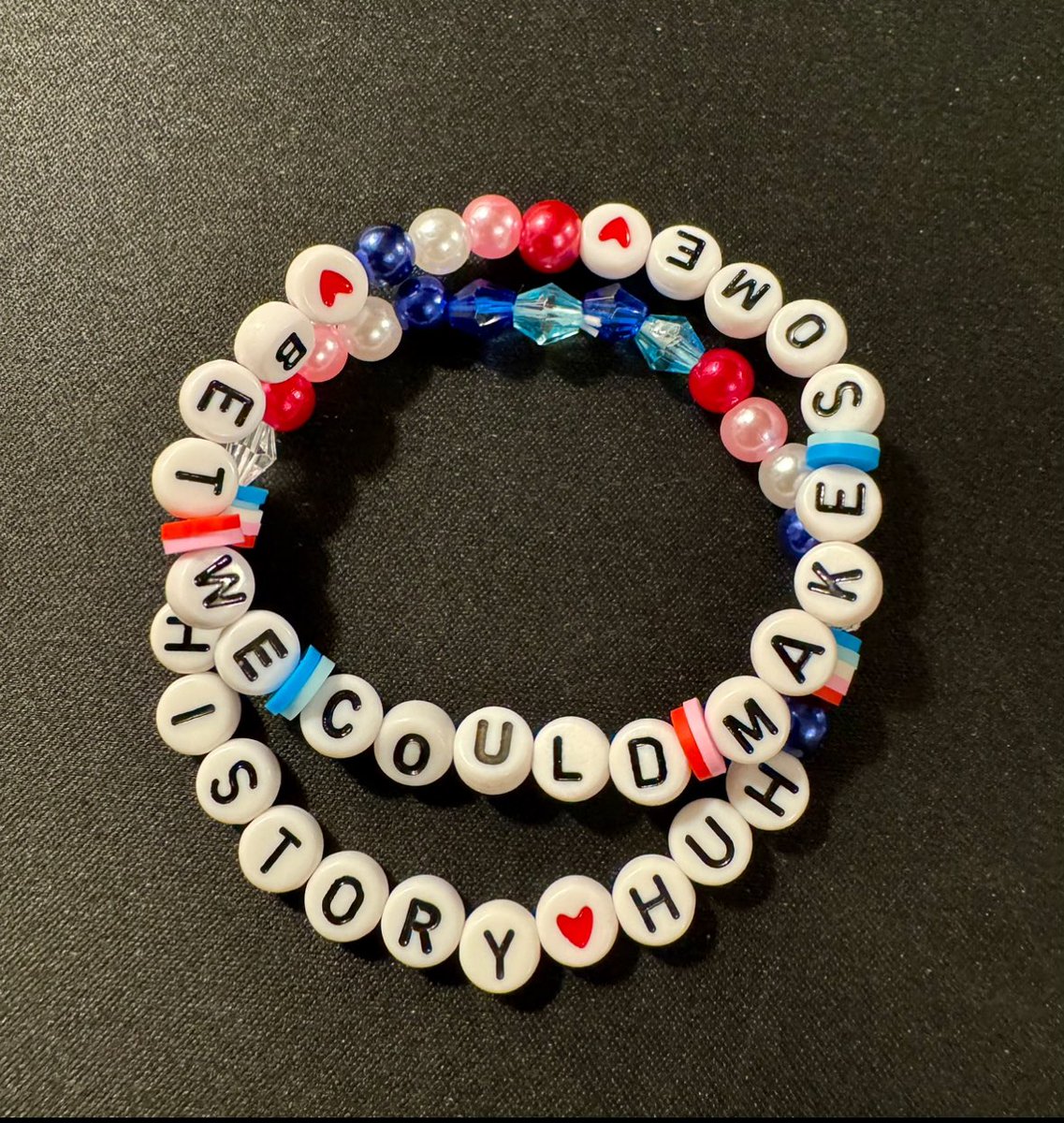 Happy #5YearsofRWRB #RWRB 

Joining the giveaway party. ❤️🩵💙

5 lanyards
5 bracelet pairs 

* must be following
* worldwide shipping
* retweet to enter (not qt)
* open to 18+ 
* must have dms open 

10 winners will be picked Wednesday