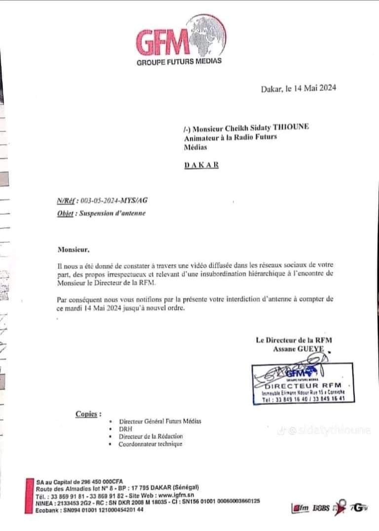 KiliFeuu's tweet photo. 📌🚨L'animateur Sidaty Thioune suspendu de la RFM par le Directeur El Hadj Assane Gueye pour avoir donné son avis concernant les analyses de ce dernier depuis que Le Président Diomaye est au pouvoir. https://t.co/wSMiPqiwlg