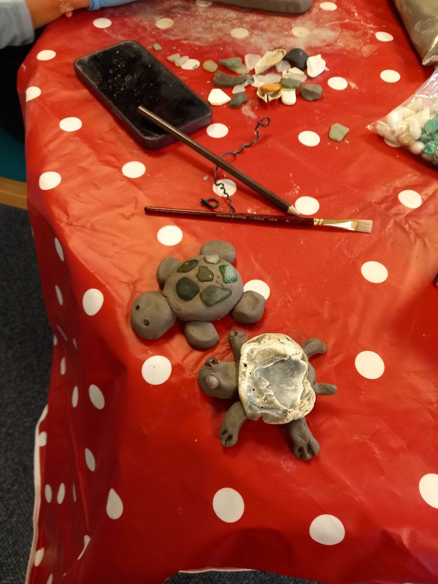 Thank you <a href="/YvonneFultonASN/">Yvonne Fulton</a> for the ceramic hearts, they were put to good use. Today was class based learning with traditional written tasks followed by some clay work with our sea glass finds for our @sqa qualifications <a href="/IWBSFalkirk/">Inclusion&Wellbeing</a> <a href="/MissG_IWBS/">Natalie</a> <a href="/paul_stones/">Paul Stones</a>  <a href="/ASNFalkirk/">Falkirk Council ASN Service</a> <a href="/DYWScot/">DYW Scotland</a>
