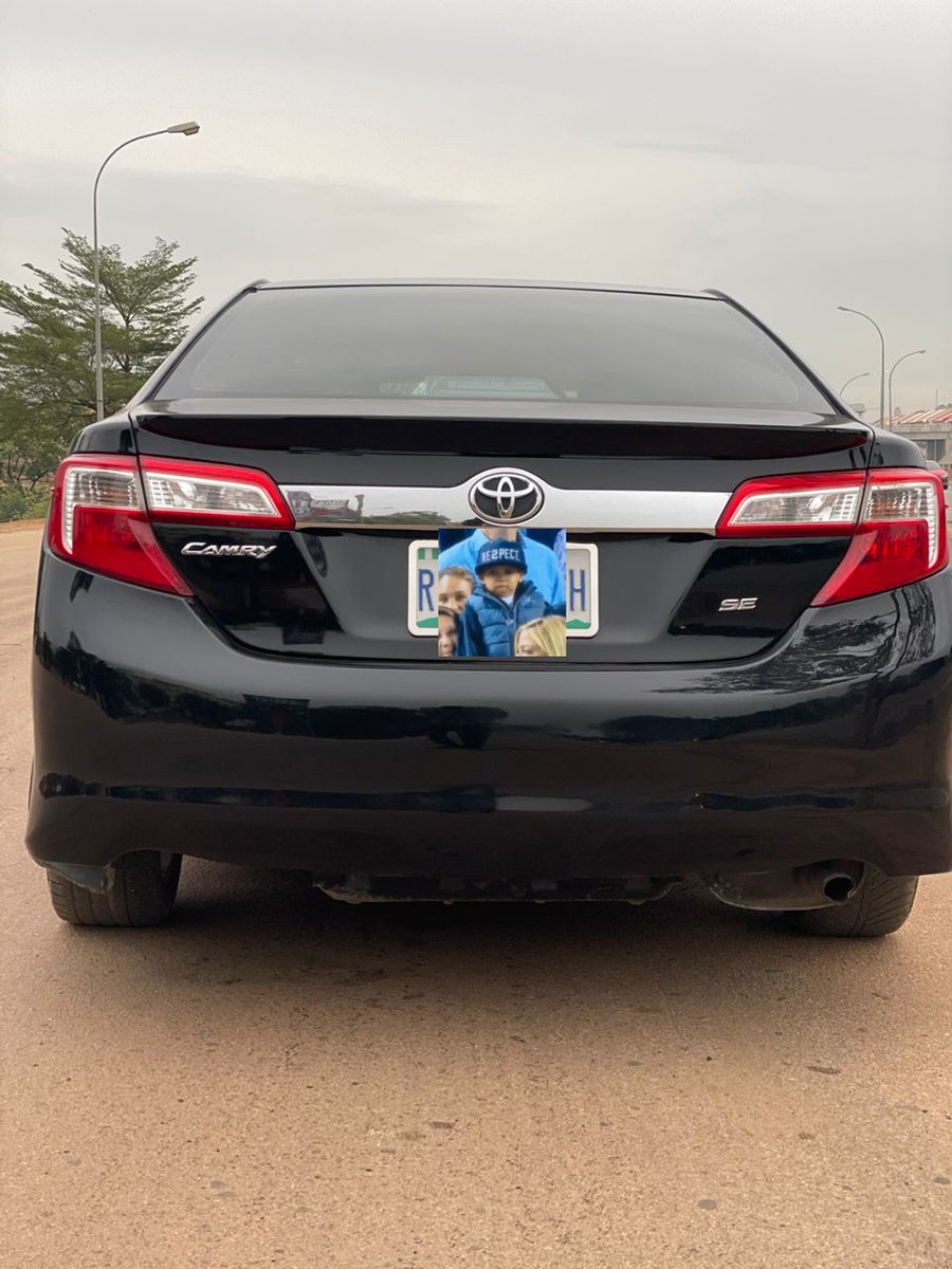 2012 Toyota Camry se • 2.5 L inline 4 • Reverse camera , chilling AC •clean leather seats Price : ₦8.8m F or Inquiries; 📲 08118170832 💌or kindly send a DM. #AbujaTwitterCommunity Area 1 Dollar