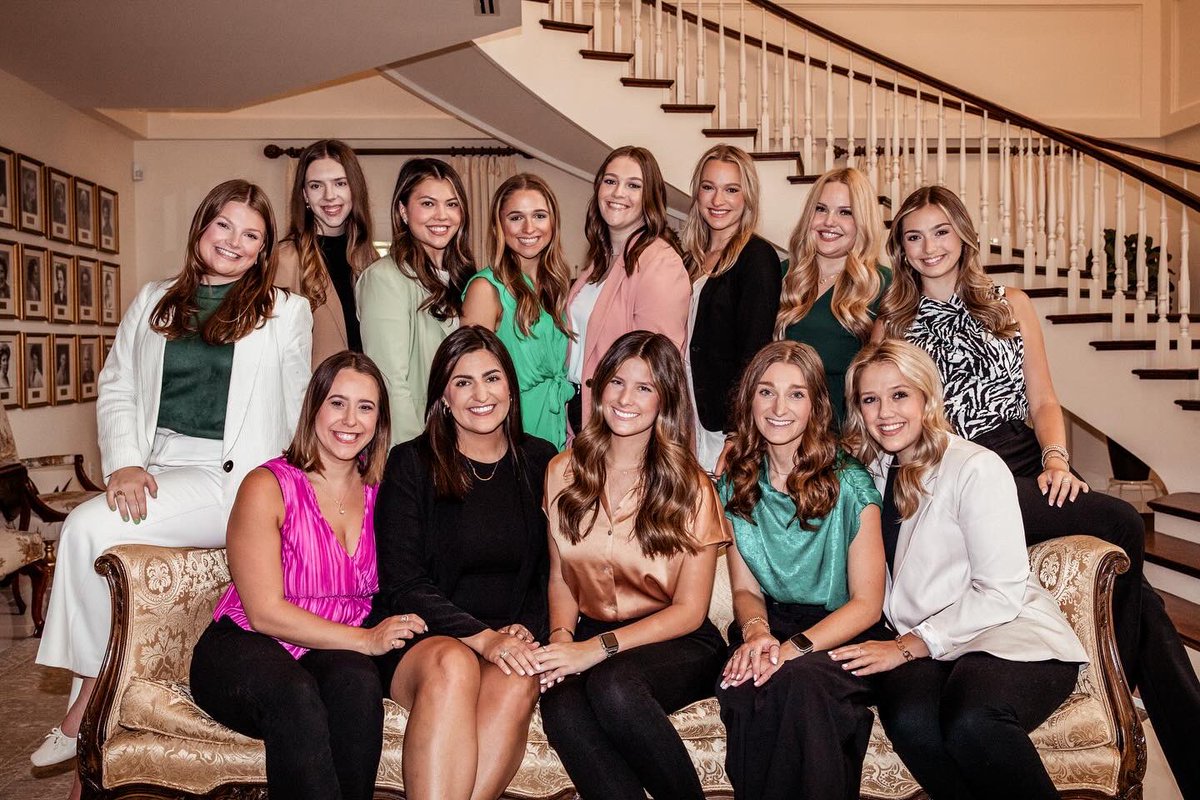 Only a couple more weeks with the 23-24 Leadership Development Consultants! We're so grateful for the confidence, leadership and development they’ve instilled in our collegiate chapters. Want to show appreciation for your LDC? Reply and leave a note for her!