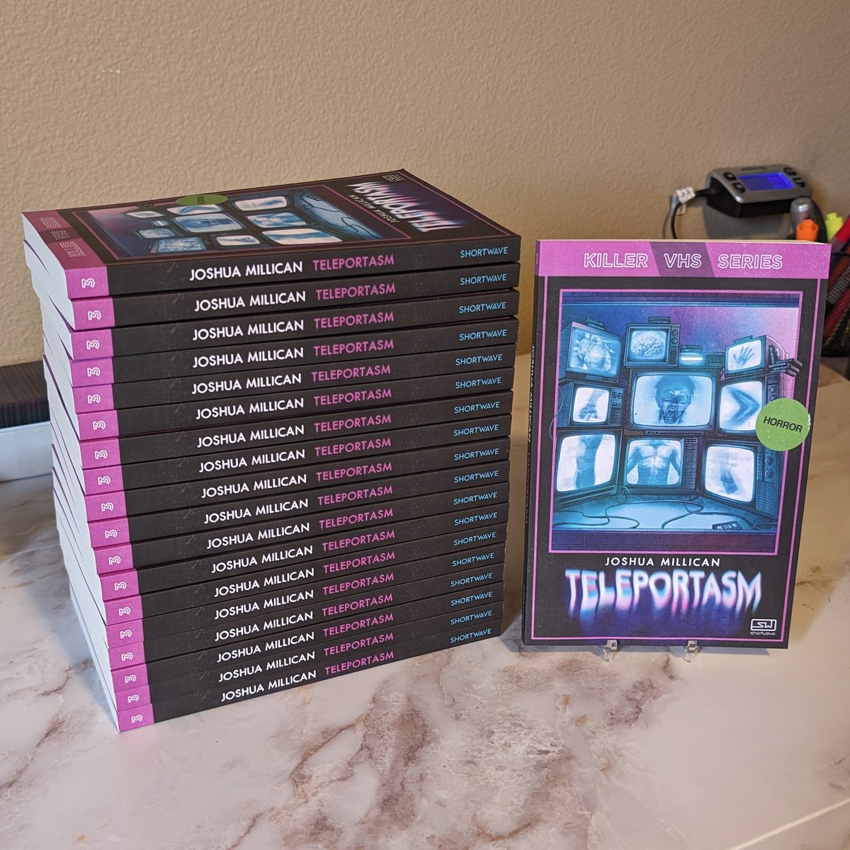 Reviewers! Would you like a print ARC of the third book in our Killer VHS Series, @josh_millican's TELEPORTASM?! We have 25 copies up for grabs. If you are selected, we will alert you by this Friday evening. Please apply here: forms.gle/RW5DpPSgRL5kLZ…