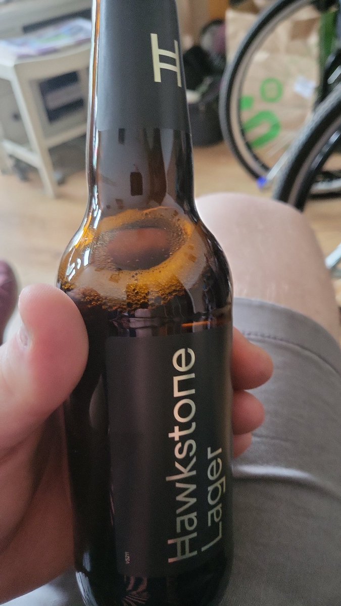 workman87's tweet photo. Enjoying one off you're lagers @JeremyClarkson. Very lovely indeed #hawkstonelager https://t.co/lEDWb7ihTn