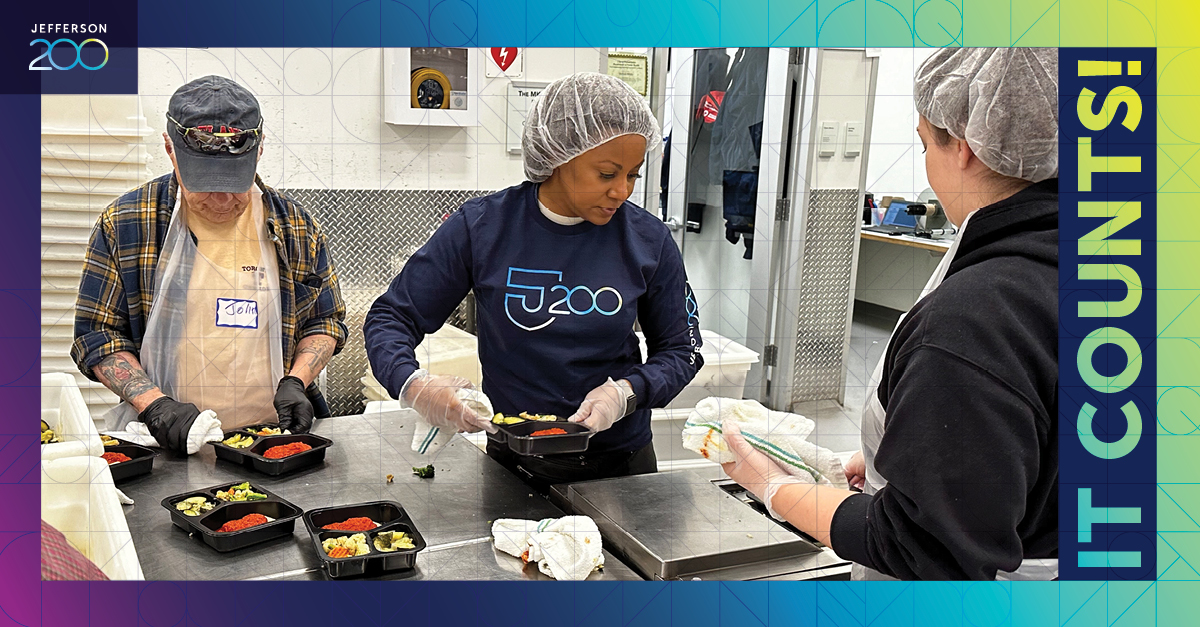Do you volunteer at a house of worship? Participate in charity races or bike rides? Donate blood? It counts! All these acts of service—and more—go toward Jefferson’s Bicentennial Service Initiative. #Jefferson200 👉 Click to log your hours: brnw.ch/21wJM4h