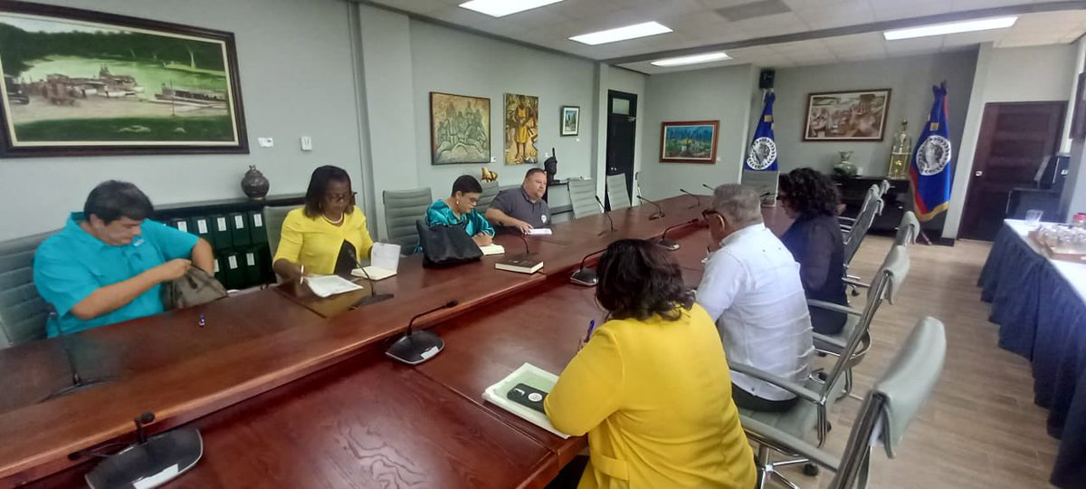 Similarly education related, I also had a courtesy meeting with the Association of Tertiary Level Institutions of Belize (ATLIB). We discussed avenues for my Administration, my Office and the Ministry of Education to collaborate more closely with ATLIB.