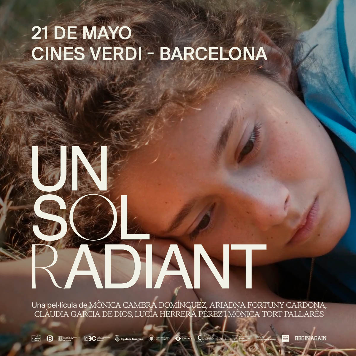 Hola, Barcelona UN SOL RADIANT te espera el 21 de mayo en @cinesverdibcn con una proyección con el equipo de la película. Info: facebook.com/events/1466115… UN SOL RADIANT. Una luminosa ópera prima sobre el fin del mundo Estreno en cines 17 de mayo. #UnSolRadiant @atiendefilms