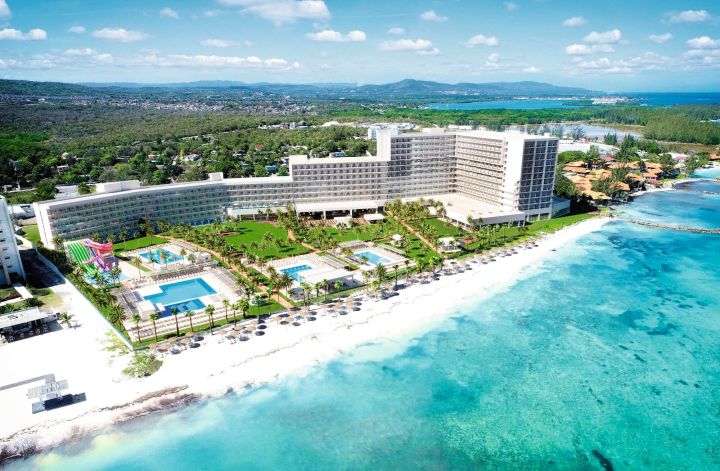 🇯🇲 Spend an all-inclusive week at this BRAND-NEW 5⭐️ Riu hotel in Jamaica 🥥🌴: 🔥 Save 26% & £200 discount code 🔥 Flights, luggage & transfers included ✅ Junior Suite stay 😎 dlvr.it/T6tBT3