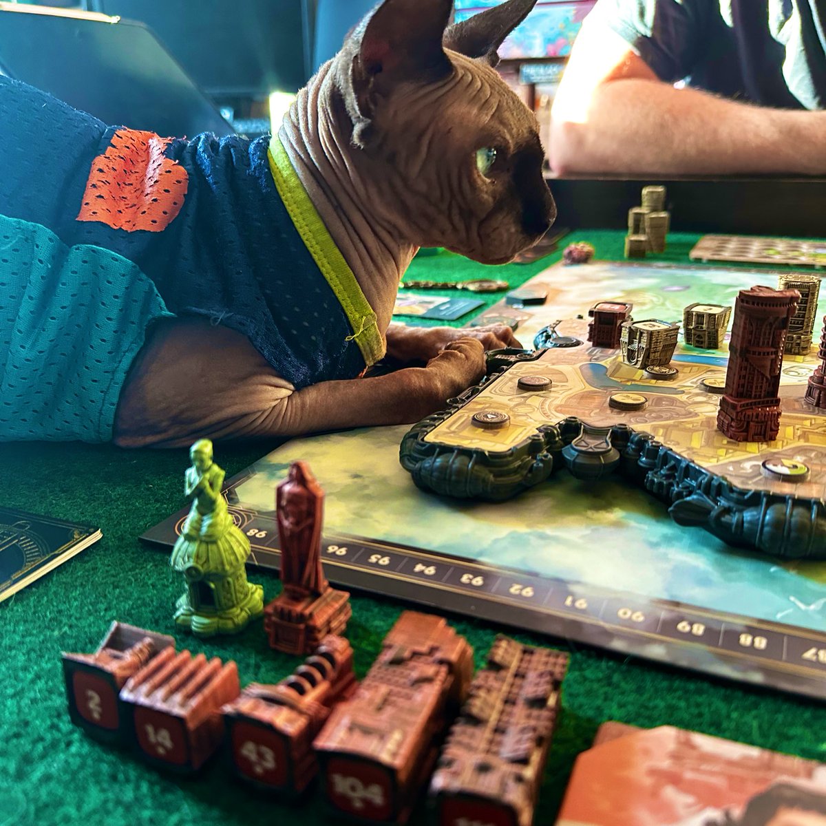 I got Skyrise, the remake of Metropolys, to the table over the weekend and was very pleased with the new additions to gameplay, and gorgeous components. 

She’s a beauty, and the monuments really add to the replayability.
#boardgames