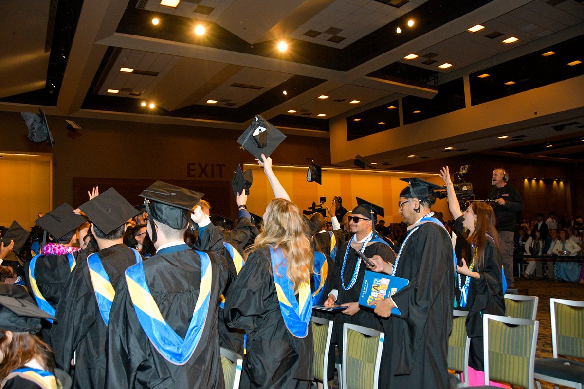 Just one week ago, Thunderbird celebrated our spring 2024 graduates at convocation at Phoenix Convention Center's South Ballroom! It was an incredible day we will be reliving all summer. For a full album of photos of the festivities: flickr.com/photos/thunder…