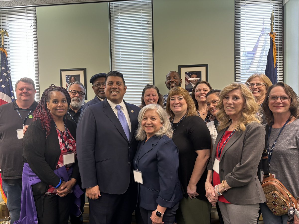 Always a pleasure to get a visit in Albany from @nysut! Grateful to see some #ROC leadership in attendance on behalf of all of the school employees who work to make our schools better places for our students.