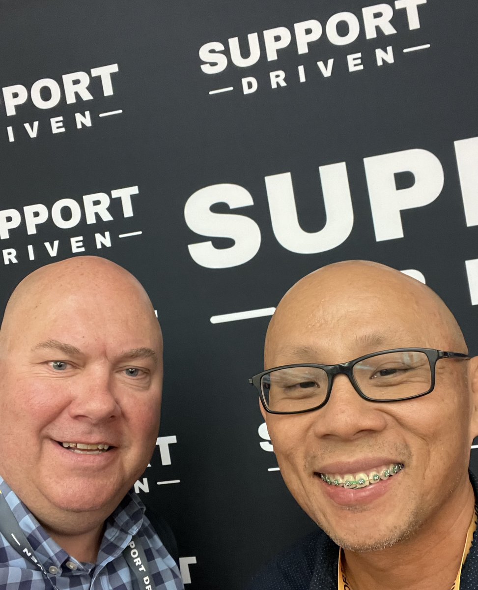 Foqal is at SupportDriven Expo Las Vegas. Want to streamline customer support  in #Slack? DM Mike@ hubs.li/Q02x7KFz0 to meetup
