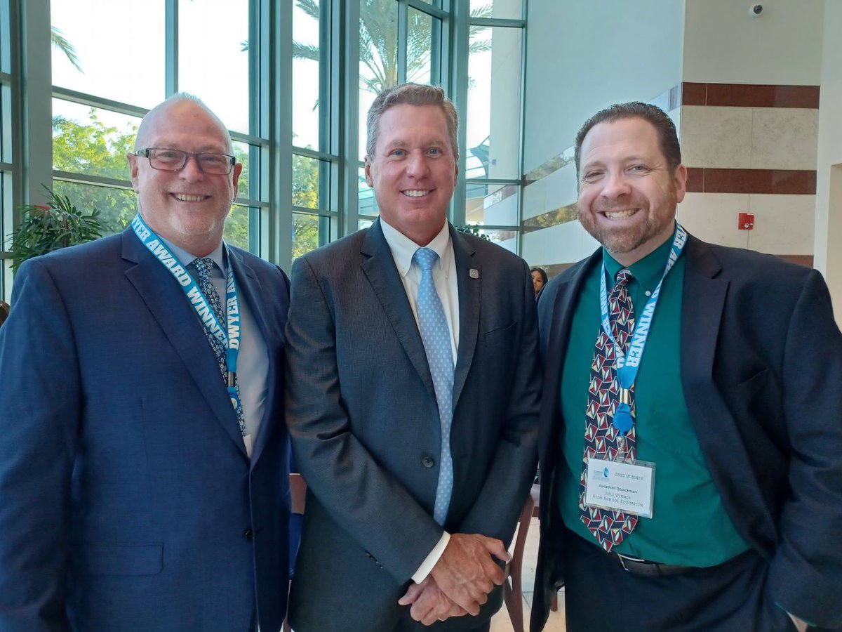 Kevin Turner (@spatialshark) on Twitter photo Delighted to take our annual photo with my friend and fellow former winner <a href="/Strackman_APUSH/">Jonathan Strackman</a> and <a href="/pbcsd/">The School District of Palm Beach County</a> Superintendent Mike Burke at the 2024 William T. Dwyer Awards for Excellence in Education. Thank you to the amazing <a href="/EcoCouncilPBC/">Economic Council PBC</a> and the Dwyer family! 🌎🦈 Delighted to take our annual photo with my friend and fellow former winner <a href="/Strackman_APUSH/">Jonathan Strackman</a> and <a href="/pbcsd/">The School District of Palm Beach County</a> Superintendent Mike Burke at the 2024 William T. Dwyer Awards for Excellence in Education. Thank you to the amazing <a href="/EcoCouncilPBC/">Economic Council PBC</a> and the Dwyer family! 🌎🦈