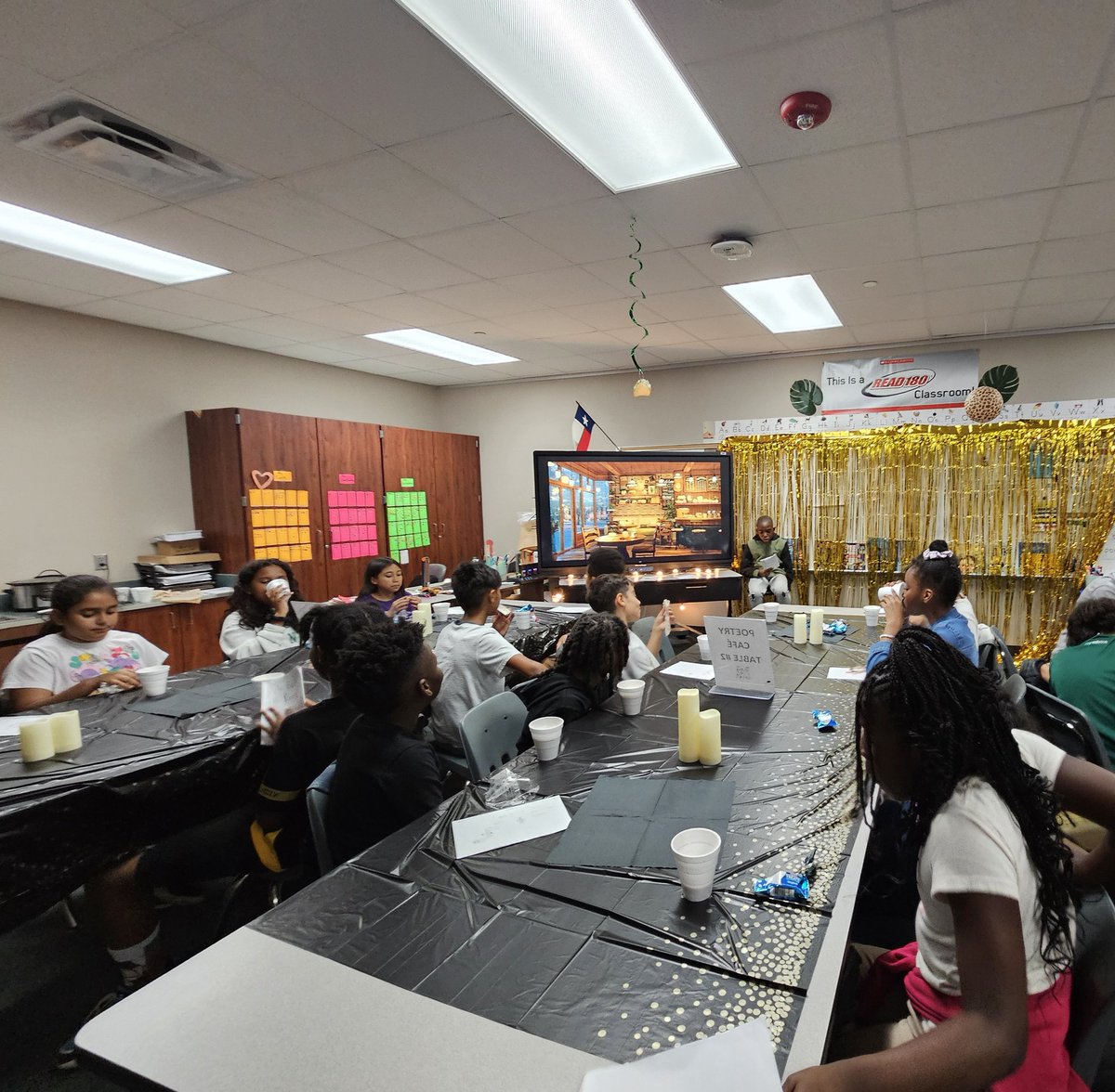 T_English3's tweet image. My students did a great job reading their book of poems today at the Poetry Café. 😃☕️❤️ @MRobinsonElem #Title1Life #Read180 #5thGradeRocks @CFISD_ELAR2_5