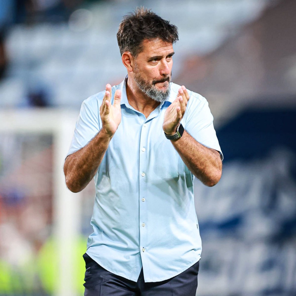 SE QUEDA🚨

 Con información de César Merlo🚨

 Gustavo Lema seguirá como entrenador para el siguiente torneo y Leagues Cup.

Nadie está deacuedo, pero así lo decidió la directiva. 🤷 #DePumasSoy #Lema #pumas