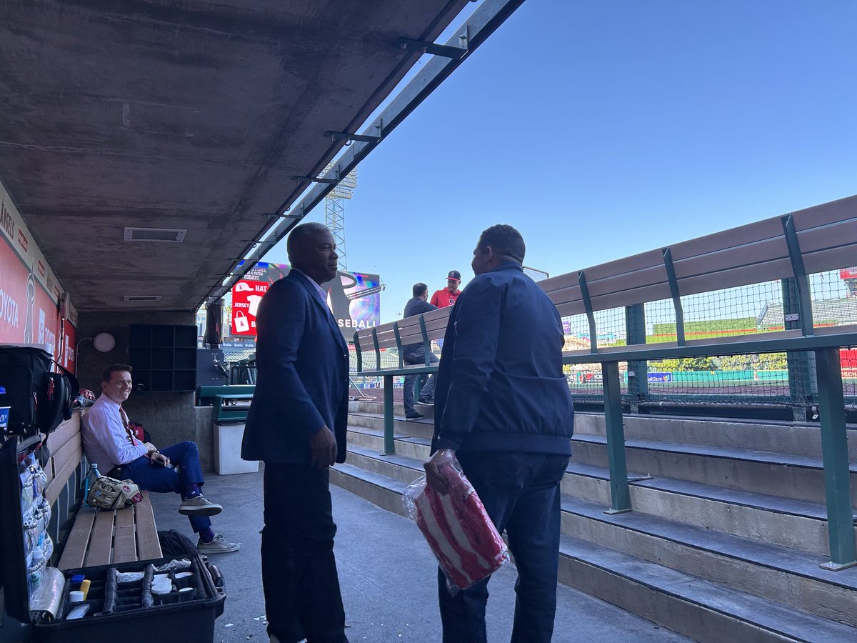 It’s Bengie Molina and Garret Anderson catching up.