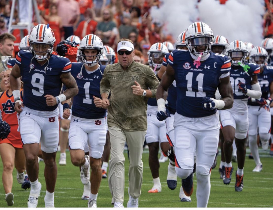 Today I’m blessed to have received an offer from Auburn.Thank You 🙏🏾@AuburnFootball @CoachHughFreeze @CoachDavisWR @coachcrimedawg @southpointeFBSC @LemmingReport @ChadSimmons_ @SWiltfong_ @RivalsFriedman @TomLoy247 @CraigHaubert @DAWGHZERECRUITS @CoachTroop3 @NPCoachJeff