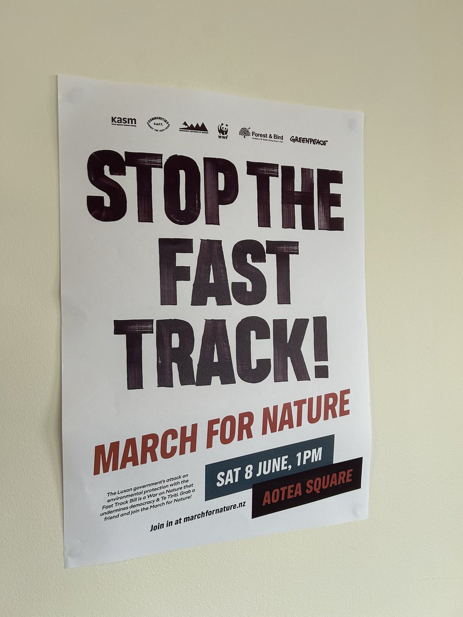 Want a poster? 

Download and print!
greenpeace.nz/posters 

#StopTheFastTrack #WarOnNature