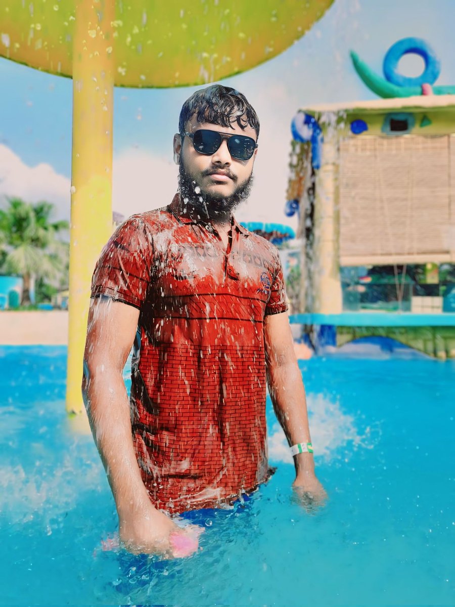 পৃথিবীতে কেউ কারো নয়, শুধু সুখে থাকার আশায় কাছে টানার ব্যর্থ প্রত্যয়, আর দূরে চলে যাওয়ার এক বাস্তব অভিনয়।
— রেদোয়ান মাসুদ #Konya #TheRingsOfPower #halkb #electraswap!#비비업 #AlGon #Upamp #best #college #head #Indian #Bangladesh #trending #fypシ゚ #fypシ゚viralシ2024fyp