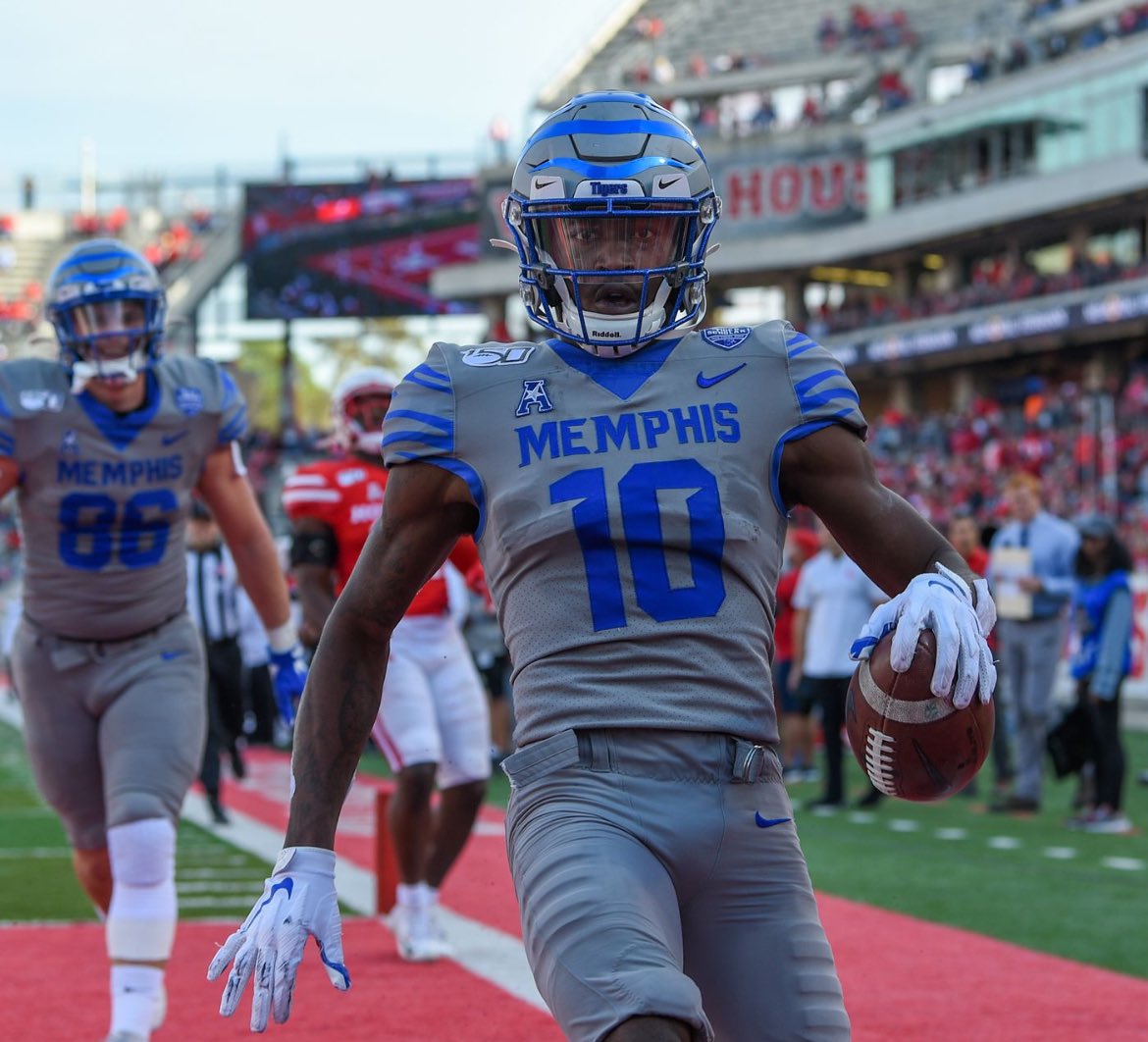 𝑮𝒊𝒂𝒏𝒏𝒊 𝑬𝒅𝒘𝒂𝒓𝒅𝒔 𝟐𝟕 tweet media