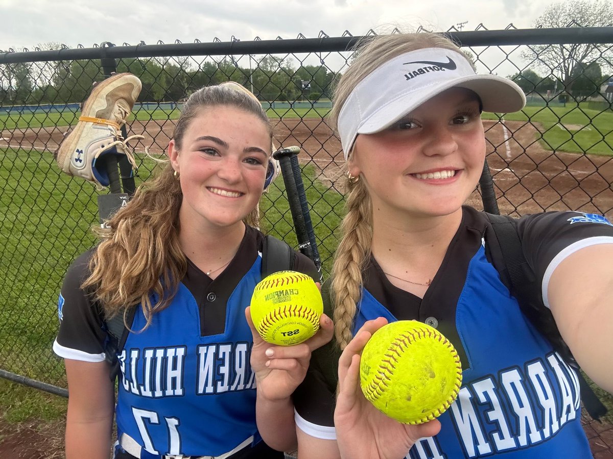 Streaks wins 10-3.  Laney Adie and Rianna Ghilon each hit homeruns to lead the way.  Rylee Rhinehart, Sienna Cardell, Jalecia Stoddart, Chloe Frommelt and Lillie Johnson each had 2 hits for the win.  Laney Adie was the winning pitcher with 8 strikeouts. Way to go ladies!!! 💙⚡️🥎