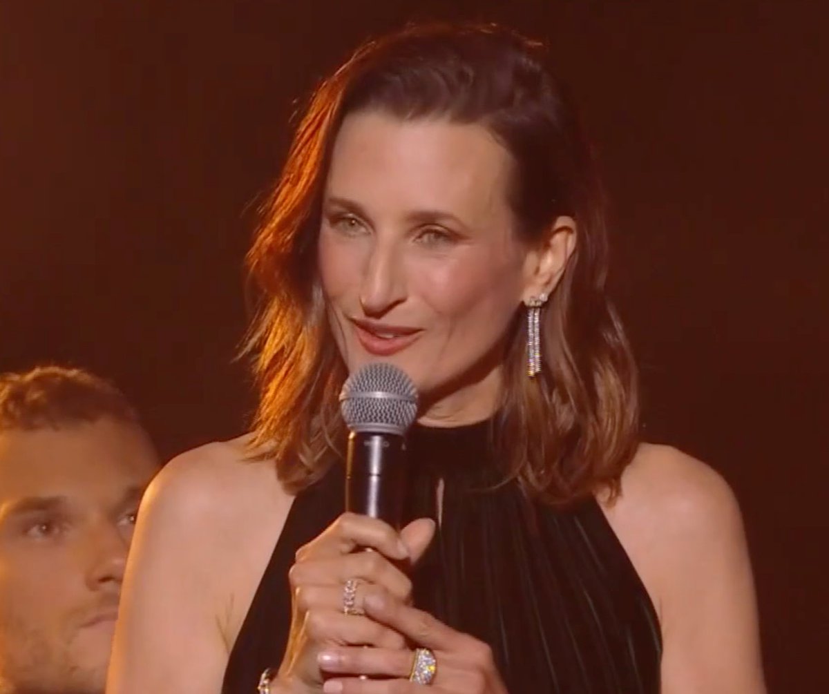 Festival de Cannes 2024 : Camille Cottin prend à partie 'les messieurs tout puissants' sur le mouvement MeToo dlvr.it/T6tLBJ
