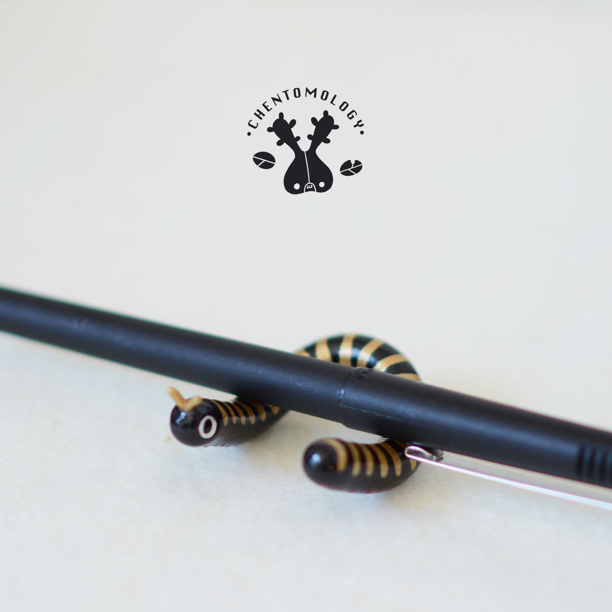 czbugsart's tweet image. I made a millipede pen holder!