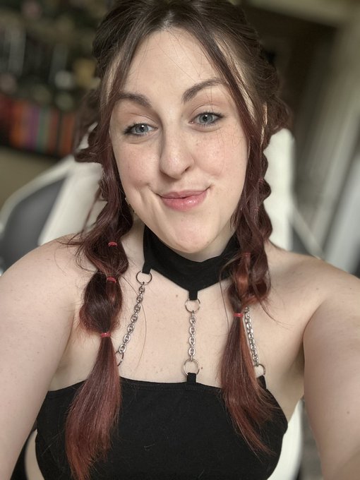 Oh hi! How are you today Twitter? https://t.co/0TTXxaq69w<a href="/tag/stockings"class="tags"><span>#stockings</span></a><a href="/tag/tights"class="tags"><span>#tights</span></a><a href="/tag/gamergirl"class="tags"><span>#gamergirl</span></a><a href="/tag/altgirl"class="tags"><span>#altgirl</span></a><a href="/tag/pantyhose"class="tags"><span>#pantyhose</span></a>