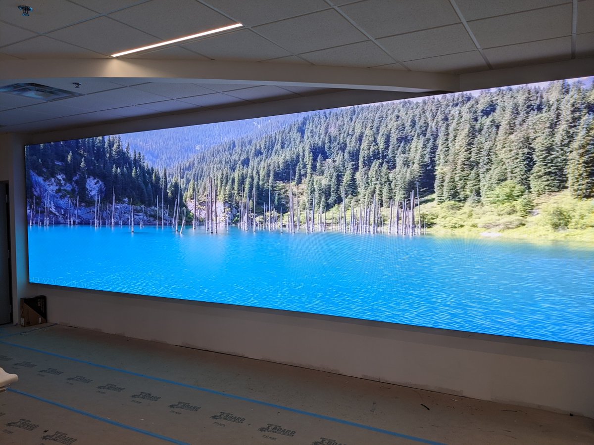🚀 ATSPRO #LEDShowcase: Check out the #DvLED videowall at Frederick Innovative Tech Center. 

🖥️ Featuring our sharp Taylorleds WU 1.9mm. Details here: bit.ly/3SsWbVB

#ProAV #AVTweeps #CorporateTech #LedDisplays #InnovativeDesign
