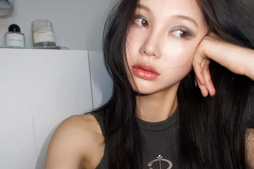 ⠀ 
¡ starter.ᅠ call. 💬 
click heart to chat. #RT for song recommendation from my playlist