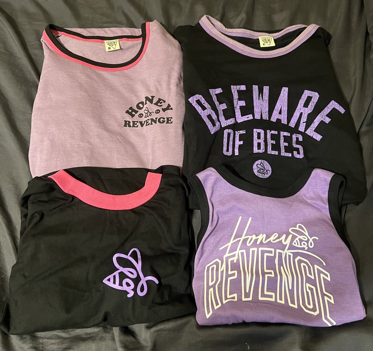 y’all the @honeyrevengeca merch i ordered has arrived and it’s SO CUTE