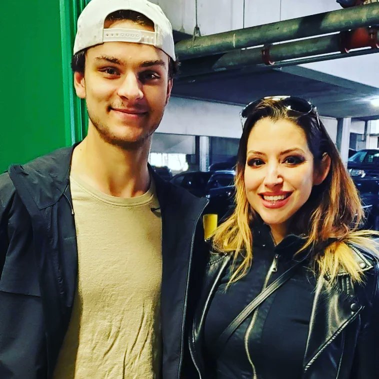 Hello2Robot's tweet image. Happy 21st Birthday, Wyatt!!!