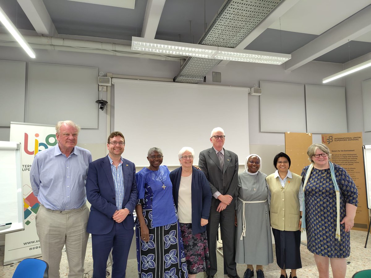 Delighted to welcome The All Party Parliamentary Group on the Holy See today. The Group heard from @uisg_superiors @TalithaKumRome about the extraordinary work of women religious on the ground, from modern slavery to climate change, and how working together is making a difference