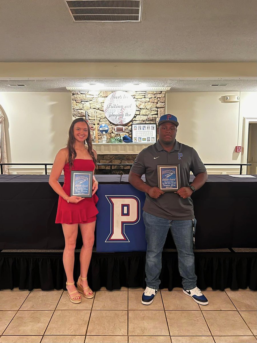 I am so grateful to receive 2 awards at the Rocket Club Athletic Banquet last night. Thank you <a href="/silasalbright/">Silas Albright</a> for naming me The Courier Times Female Media Athlete of the Year. Congratulations to all athletes who were nominated for an award last night!💙🚀 
<a href="/PaisleyRigsbee/">Paisley Rigsbee</a>