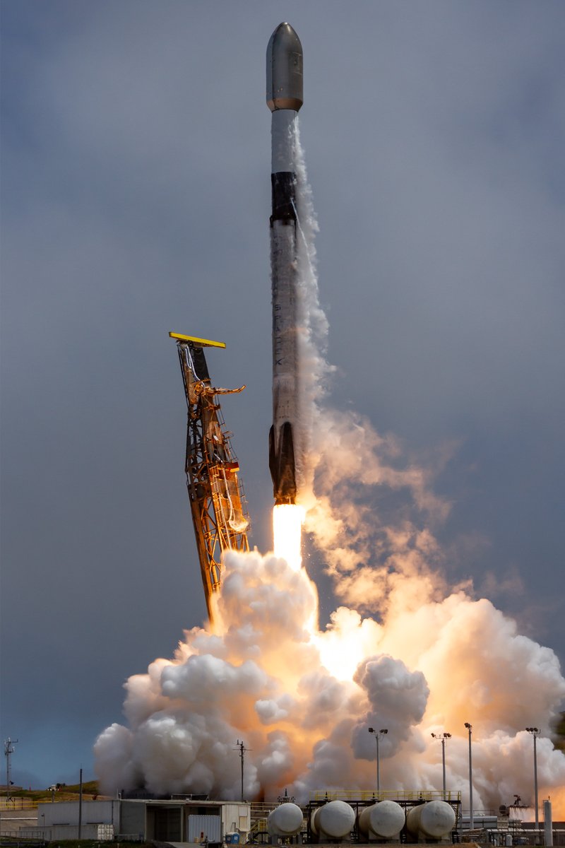 Gwynne_Shotwell's tweet photo. Congratulations to the @SpaceX team on launching our 50th Falcon mission of the year! https://t.co/rXsiLCrkuw
