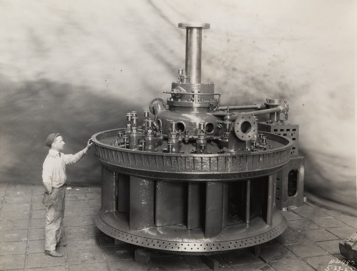 We love seeing archival photos from Newport News Shipbuilding & Drydock. This photo of the first hydraulic turbine built at NN Shipbuilding was captured on May 23, 1923. And look at the scale of it! The turbine was later installed at the Locke Power station in Petersburg, VA!