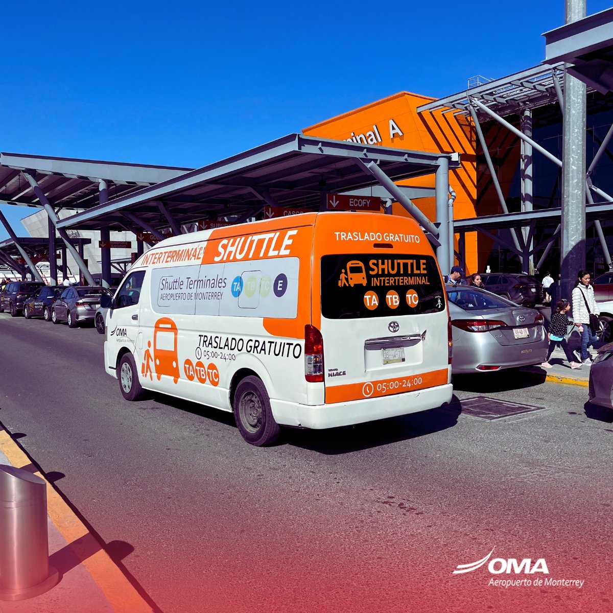 ¿Sabías que el #AeropuertodeMTY tiene transportación gratuita entre las 3 Terminales? ✈️ ¡Aprovéchalo! ✨ Ubica la parada color naranja. 👉 Conoce más sobre el servicio en: ow.ly/rVBn30nBzJD