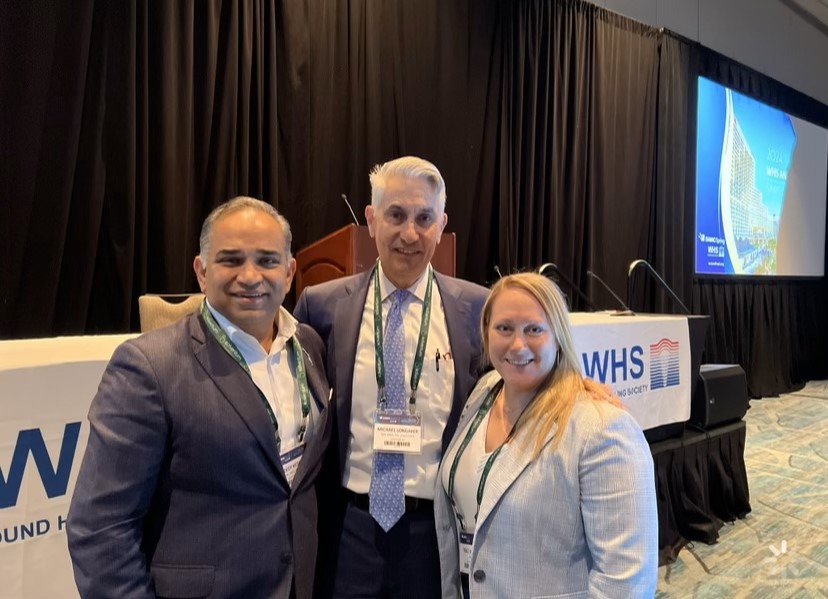 Thank you to Michael Longaker, MD, MBA, DSc (hon) FACS, for giving the 2024 TK Hunt Honorary Lecture on Wound Repair, Fibroblast Heterogeneity, and Regeneration.

Pictured: Sundeep Keswani (WHS President-Elect), Michael Longaker, &amp;Traci Wilgus (WHS President)

#WoundHeal2024 #WHS